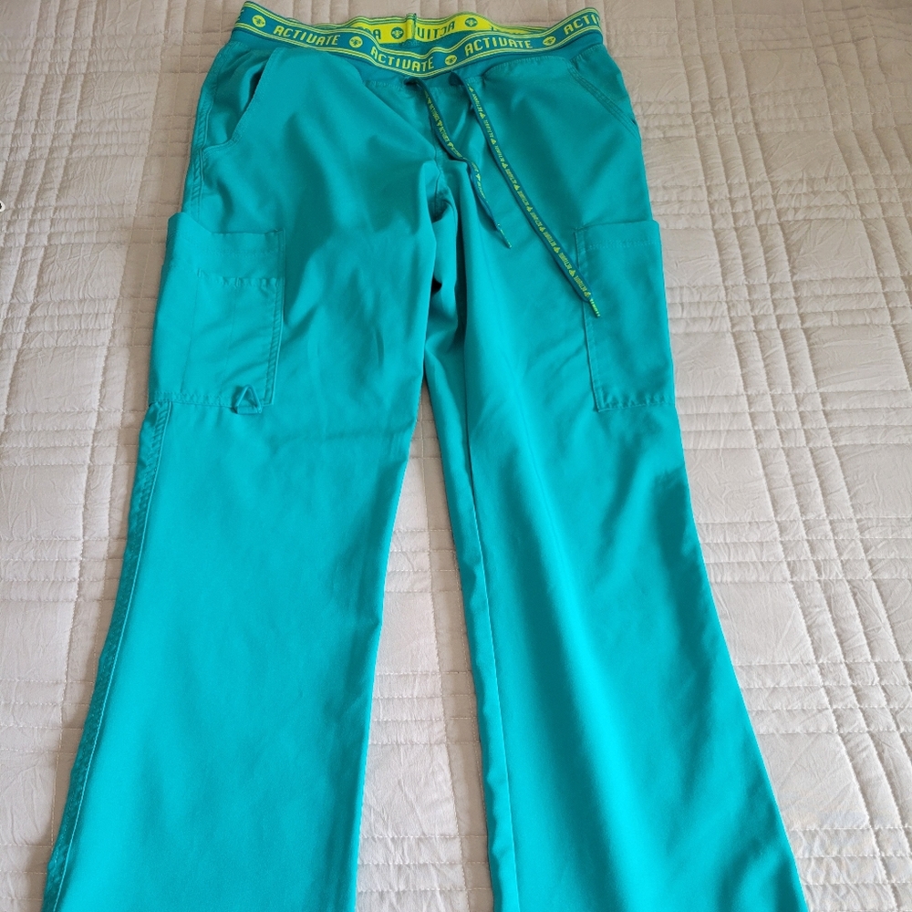 MedCouture Activate scrub pants